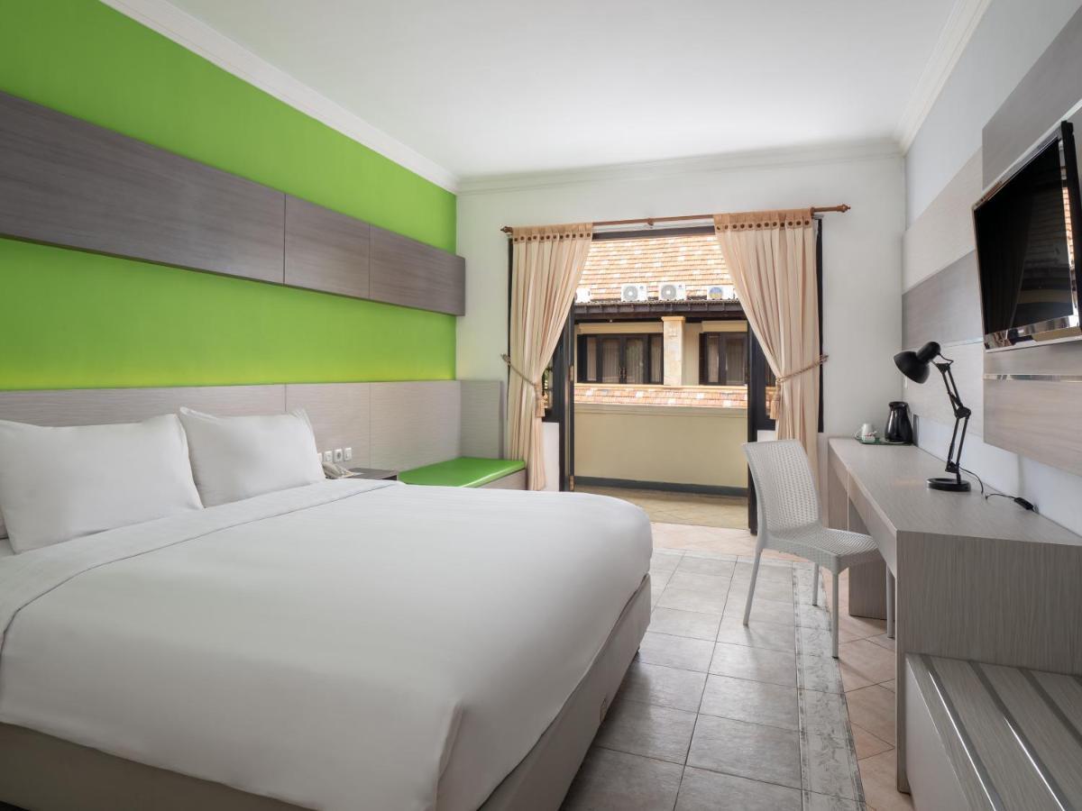 Lotus Garden Hotel By Waringin Hospitality Kediri  Exterior foto