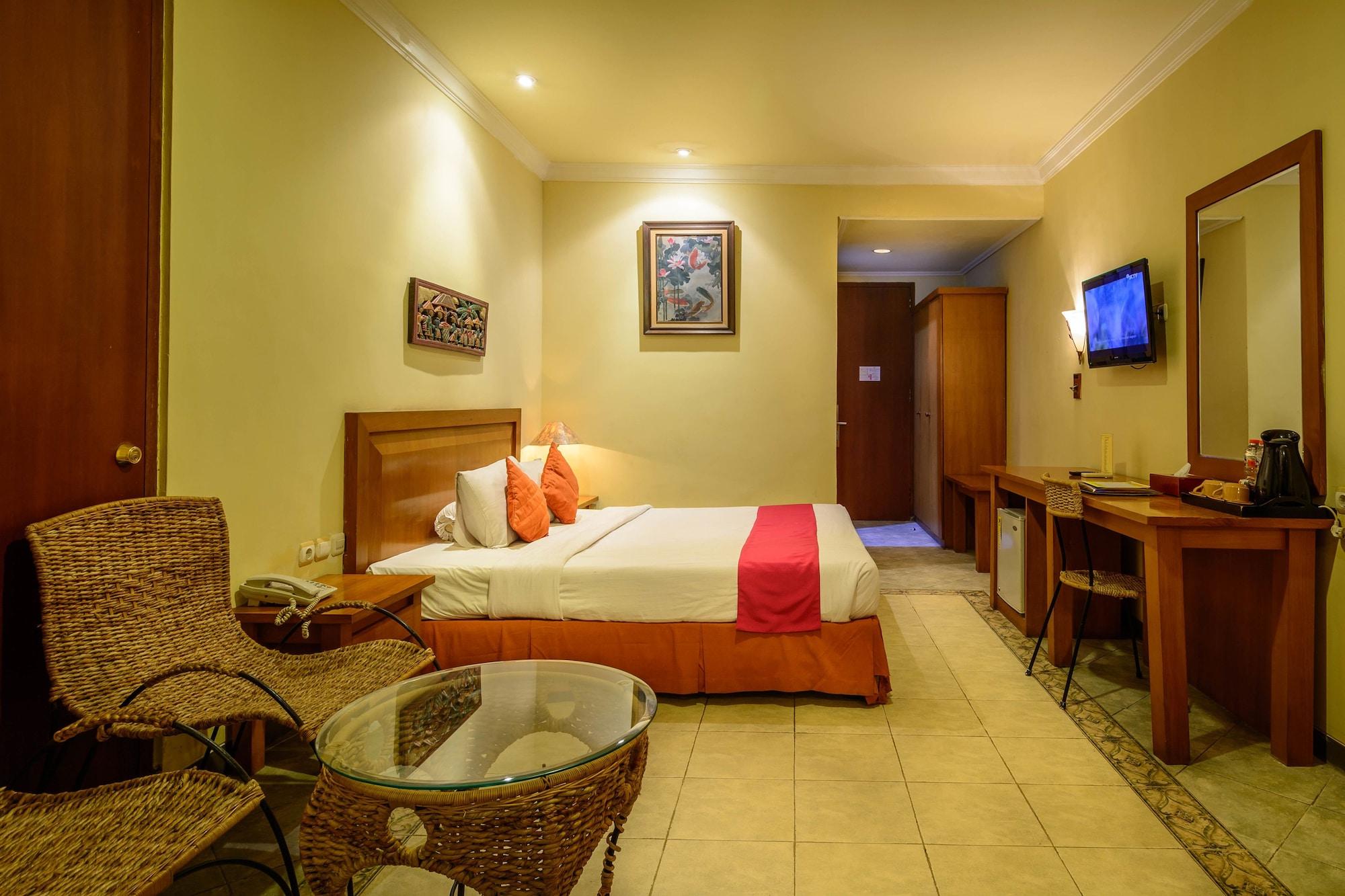 Lotus Garden Hotel By Waringin Hospitality Kediri  Exterior foto
